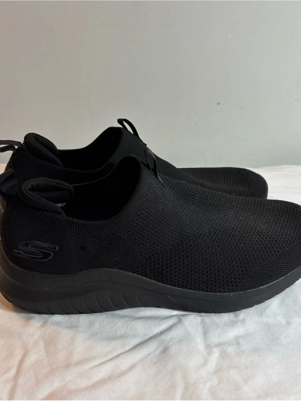 Skechers Men's Slip-On Athletic Shoes - Black. 8/18